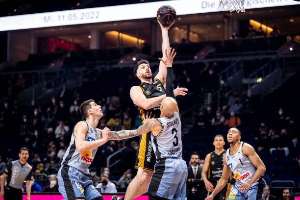 裁判报告的 裁判报告的